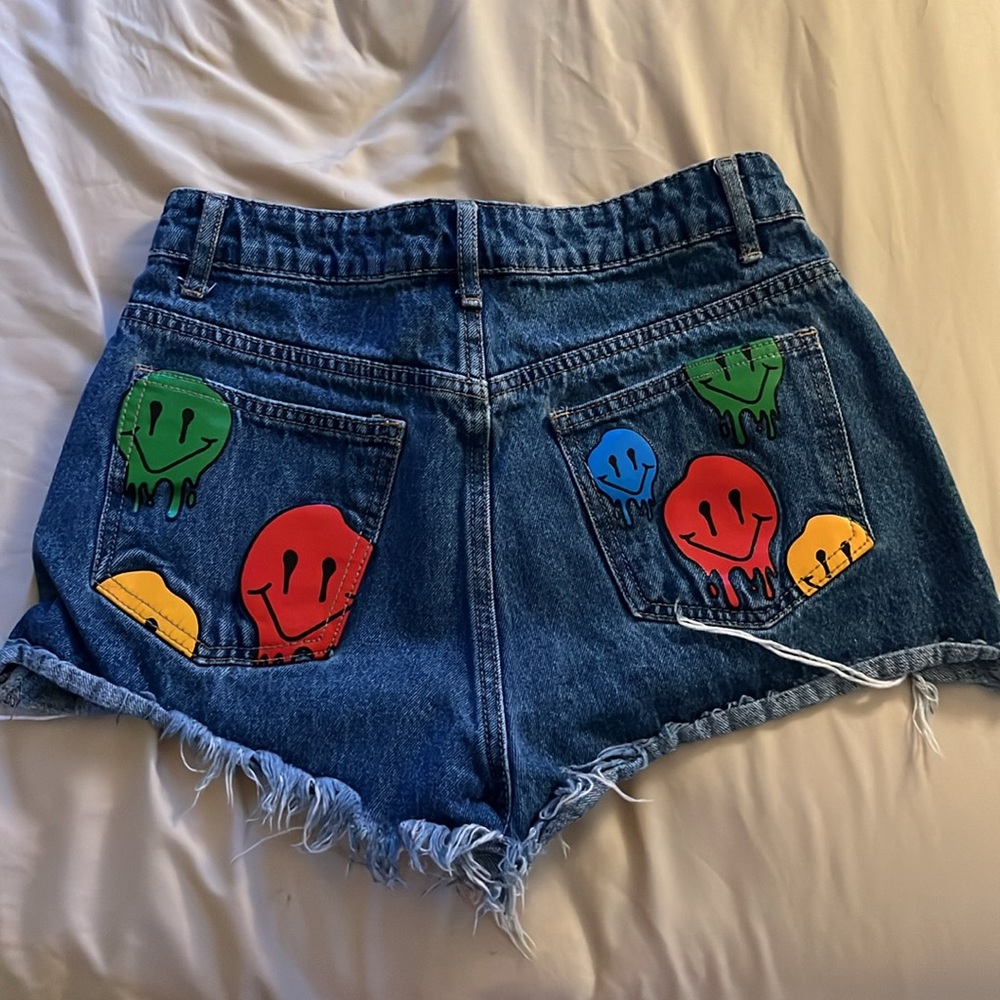 Drippy smiles jean shorts